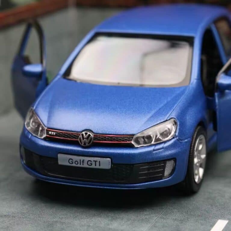 Miniature Golf GTI bleu