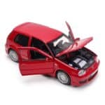 Miniature Volkswagen Golf R32 capot