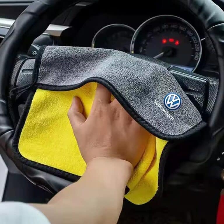 Serviette séchage voiture