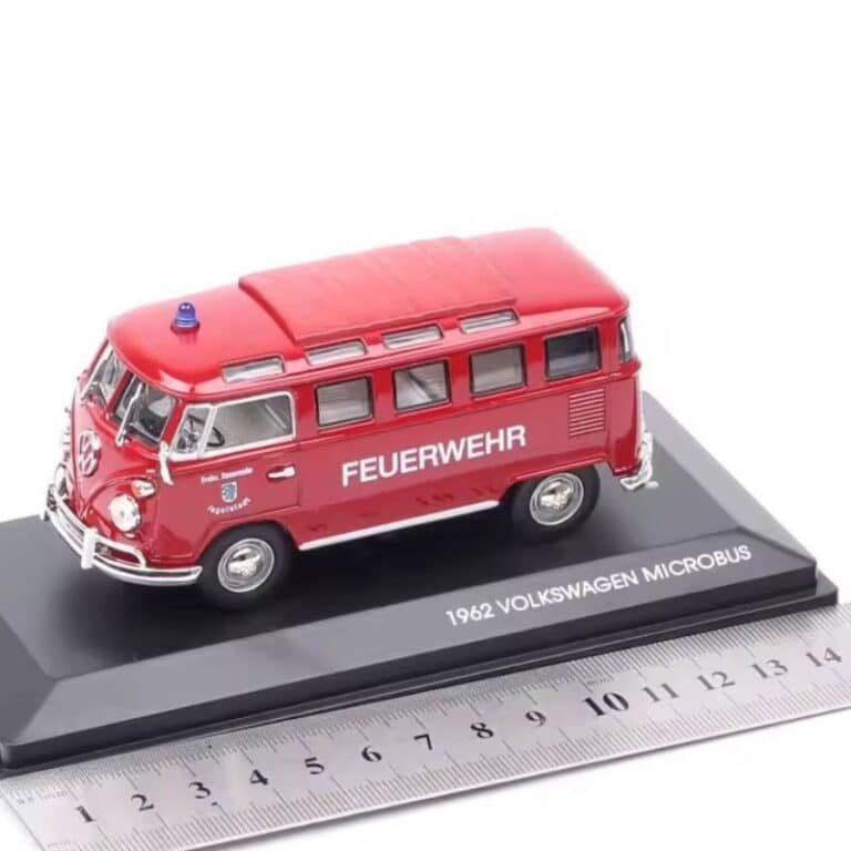 VW microbus camper pompier