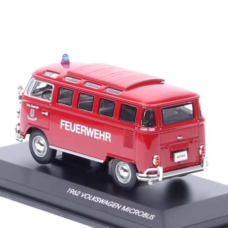 VW microbus camper pompier