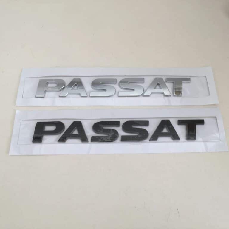 Logo Passat noir et argent