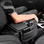 Coussin accoudoir central voiture GTI image 1