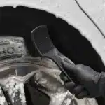 Brosse jante voiture
