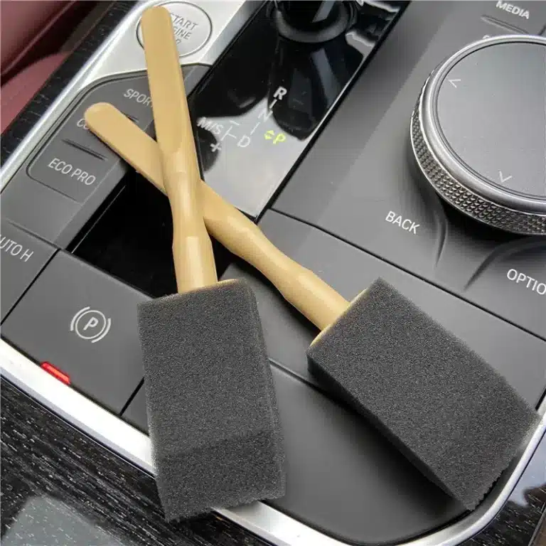 Brosse nettoyage ventilateur voiture